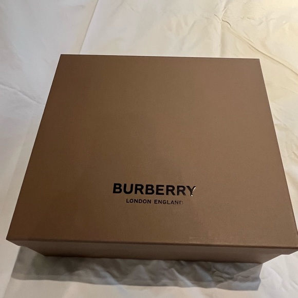 Burberry Check Sock Booties - Picture 6 of 9